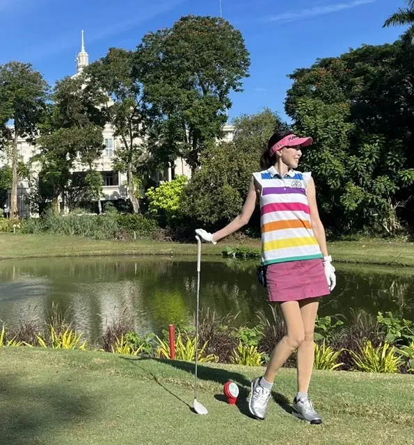 ゴルフコーデ　パーリーゲイツ