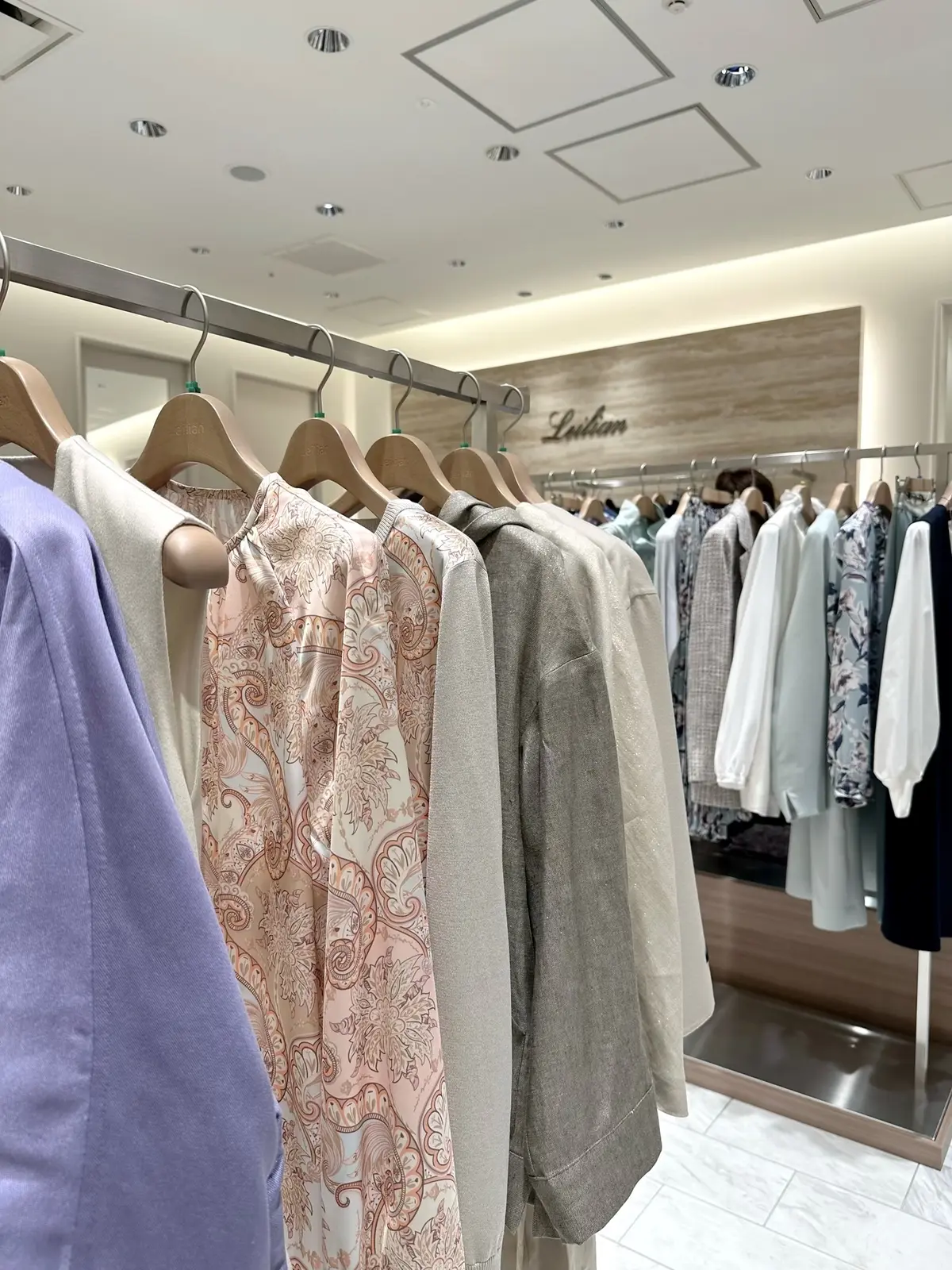 伊勢丹新宿店館内写真　３階　トラストスタイル　