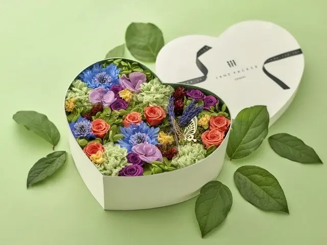 ジェーン・パッカーの「Mother’s Day Collection」 English summer garden