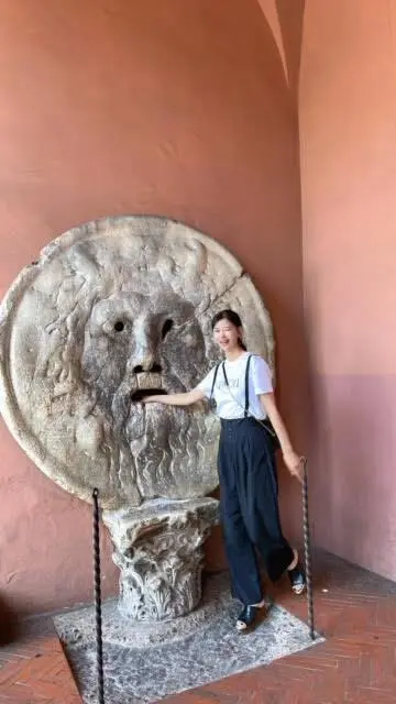 イタリア　ローマの休日　真実の口