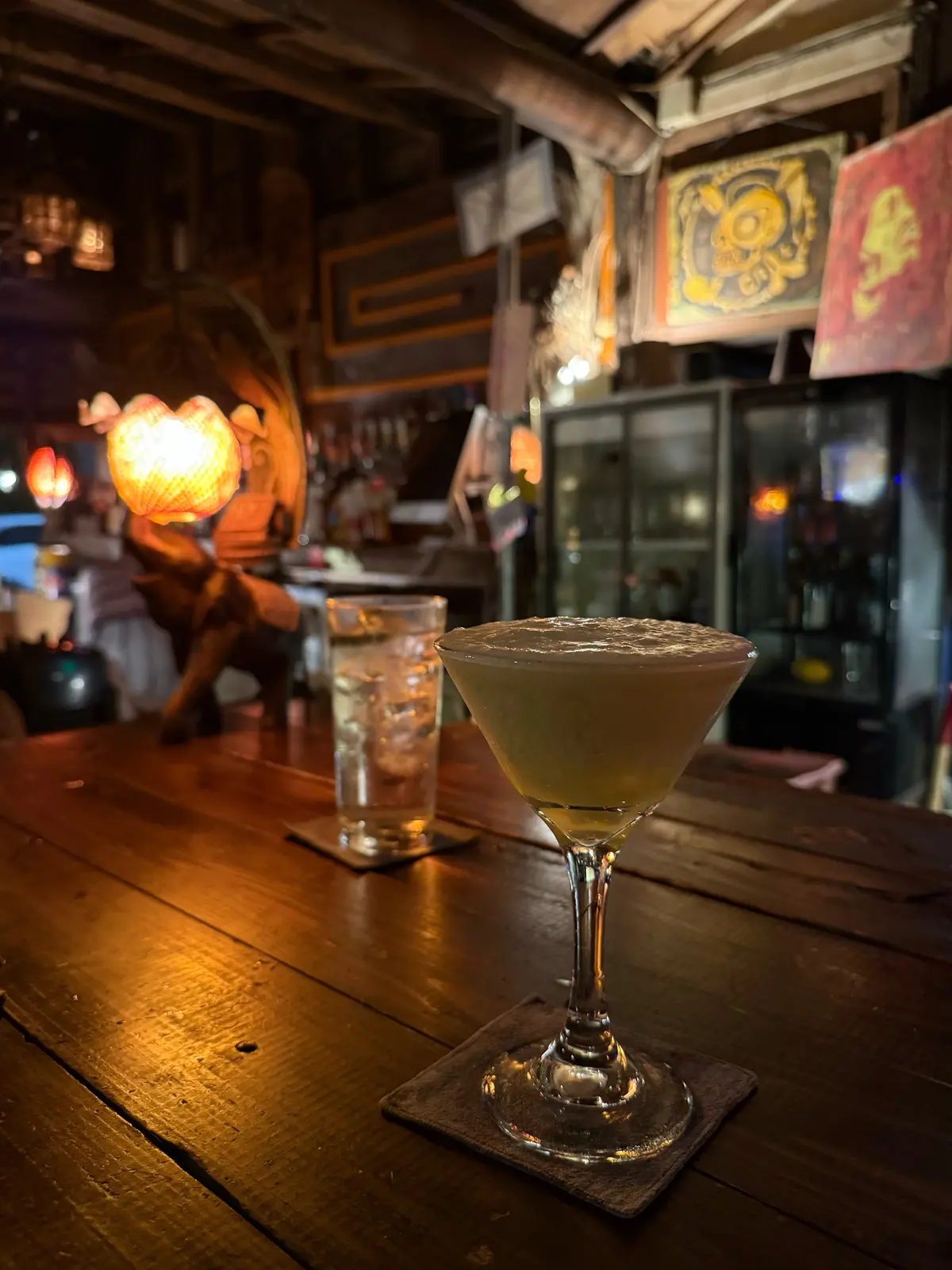 千葉県　バー　太東海岸　ゴークレイジーカフェ　カクテル　