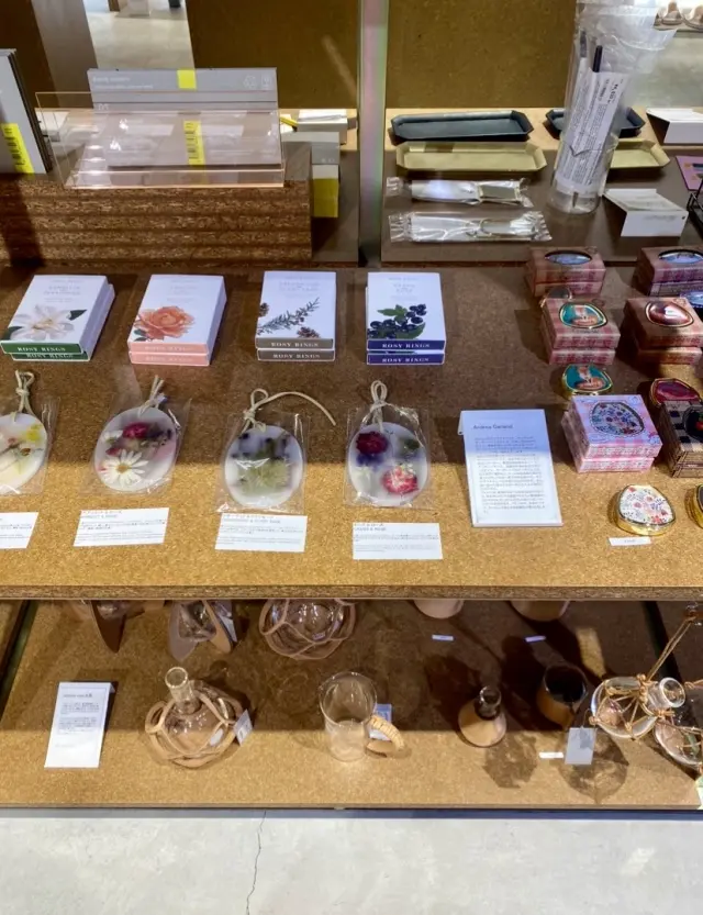 人と人とをつなぐ大切なモノに出会う素敵空の画像_3