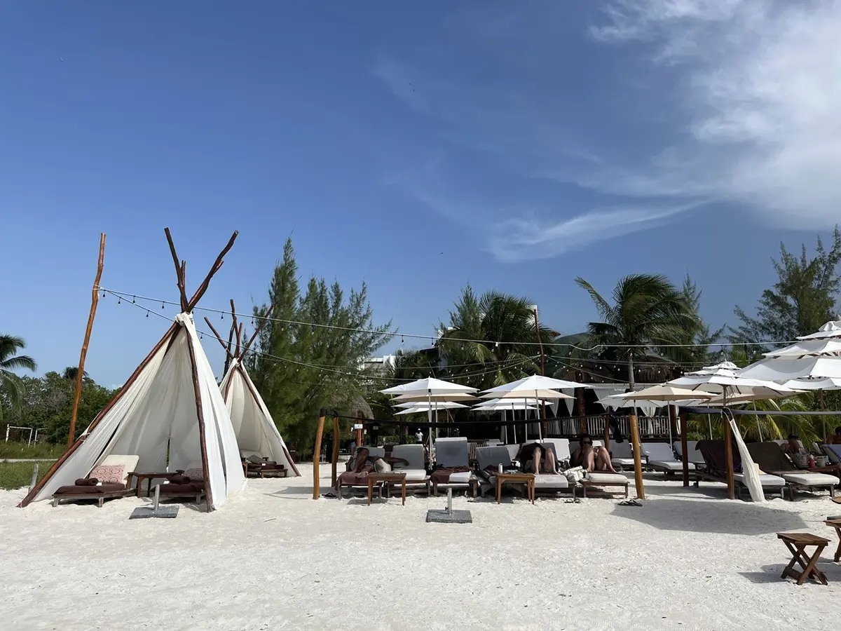 Holbox ホテルビーチ