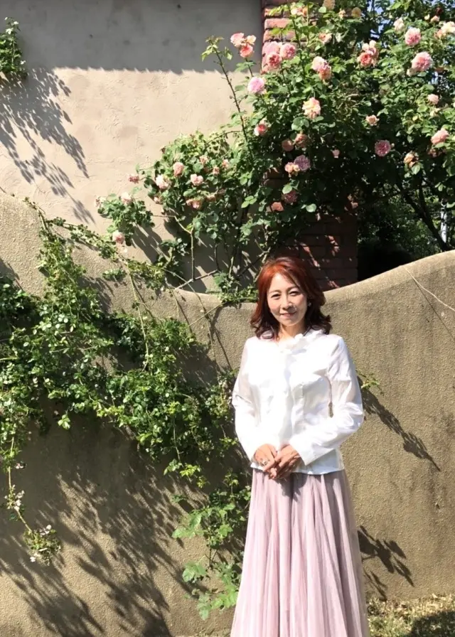 薔薇に包まれた館（岐阜市）の画像_2