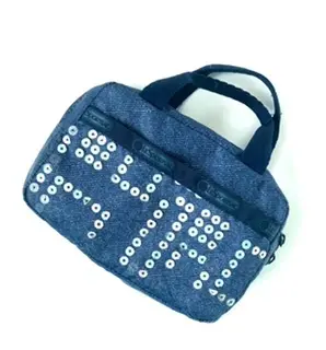 レスポートサックの持ち手付きポーチ