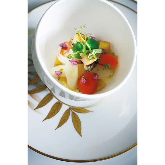 「季節の野菜と魚介の冷菜」