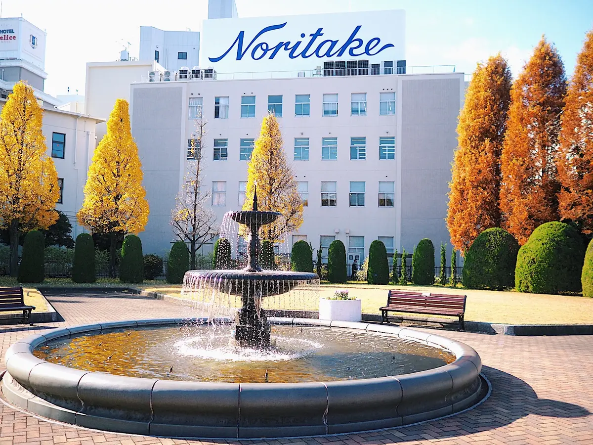 ジレコーデで華やかな洋食器の世界へ！の画像_8