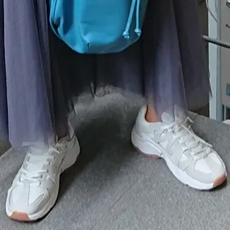白スニーカー