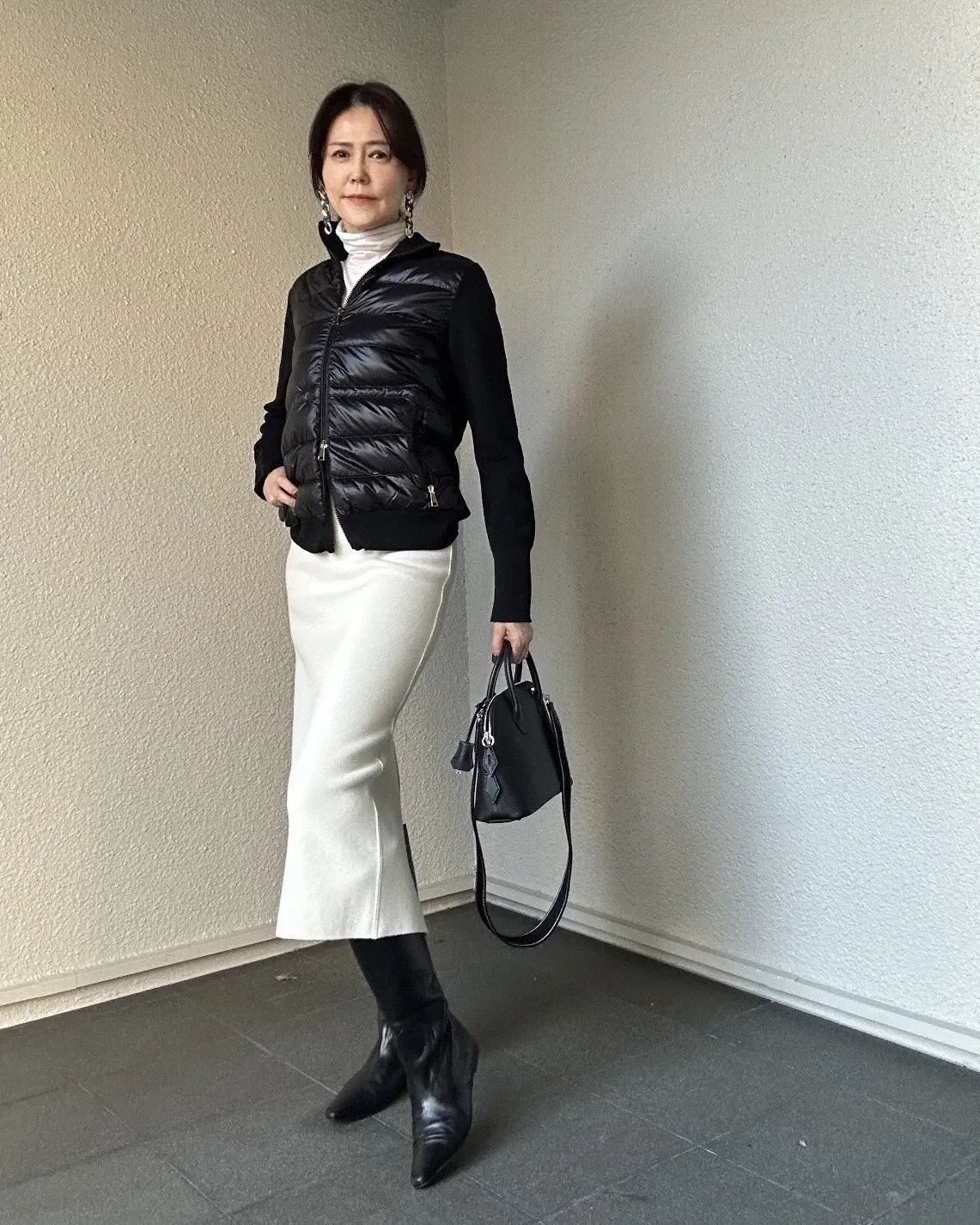 モンクレール　ダウンニットカーディガン