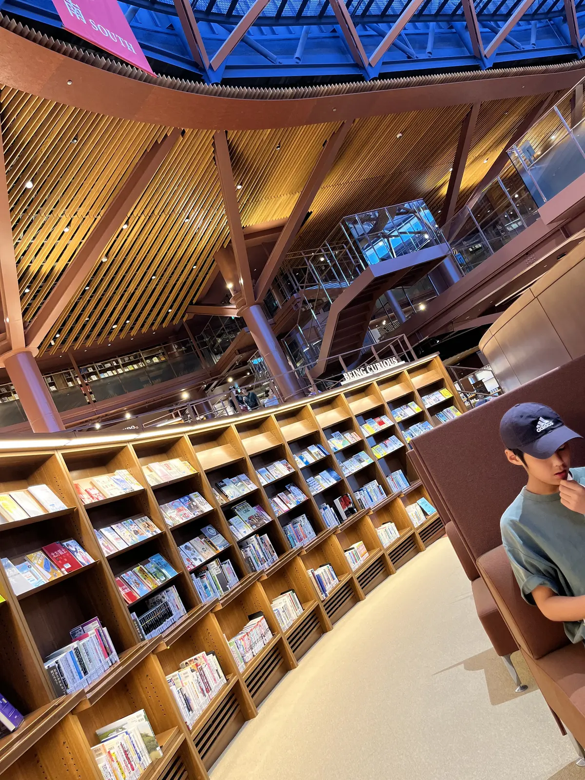 日本一美しい図書館へ★次号付録アパルトモの画像_13