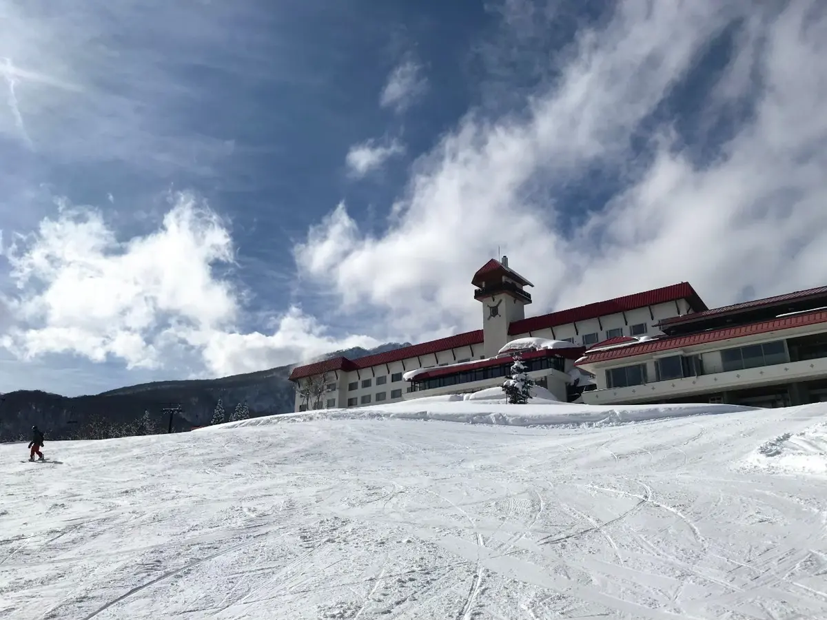 赤倉観光ホテル