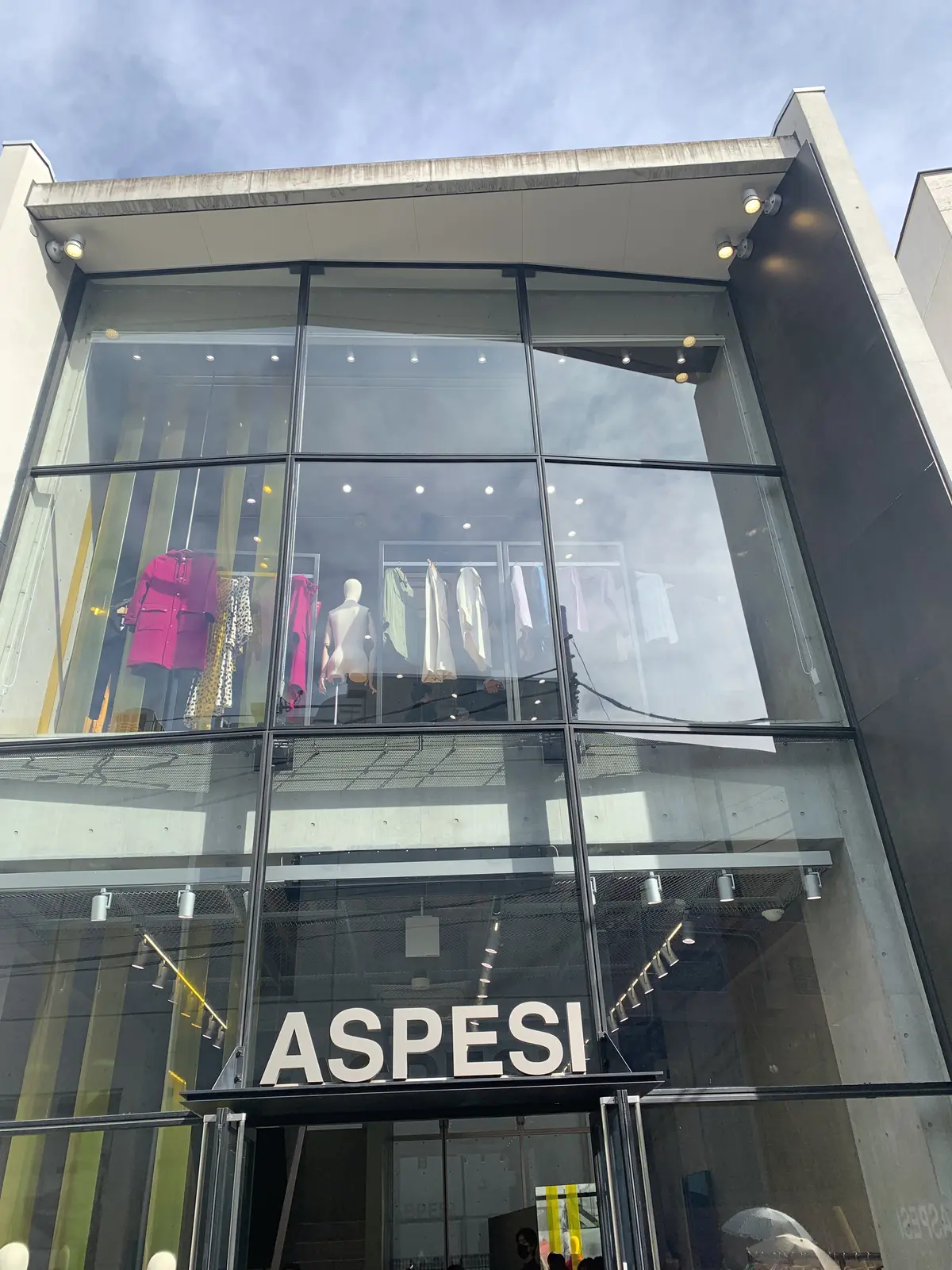 ASPESI外観