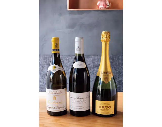 「ジョゼフ・ドルーアン」「ルロワ」「クリュッグ」などの高級ワインもグラスで　