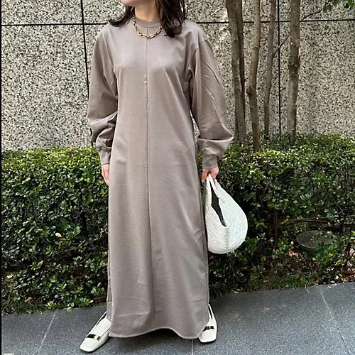 【50代 ファッション】気温23度に最適の画像_17