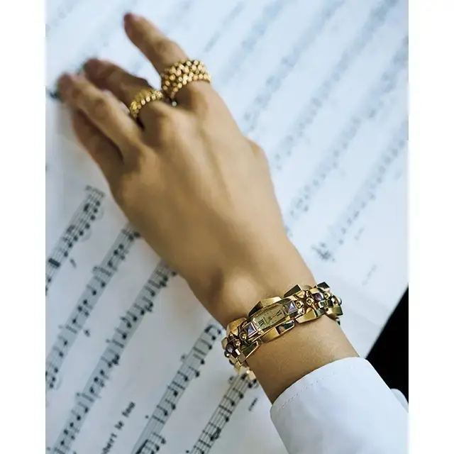 Cartier　カルティエ クラッシュ ［アン］リミテッド