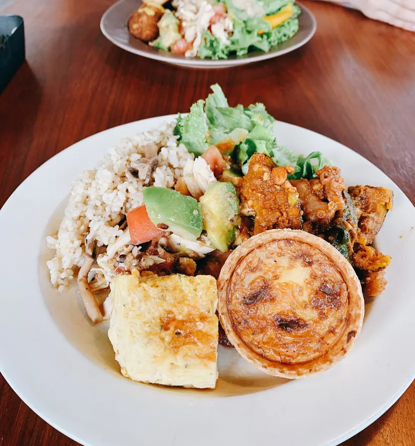 菓匠きくたろう　デリ　カスタムサラダ　ランチ