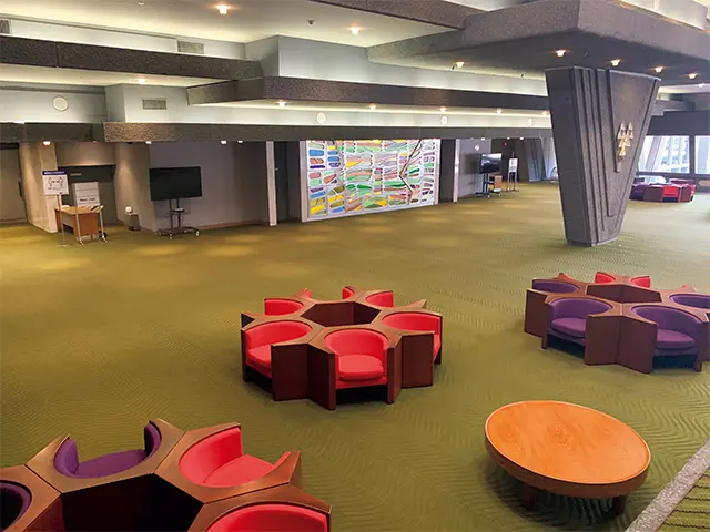 ミッドセンチュリーのモダニズム建築の傑作に浸る  NIWA café