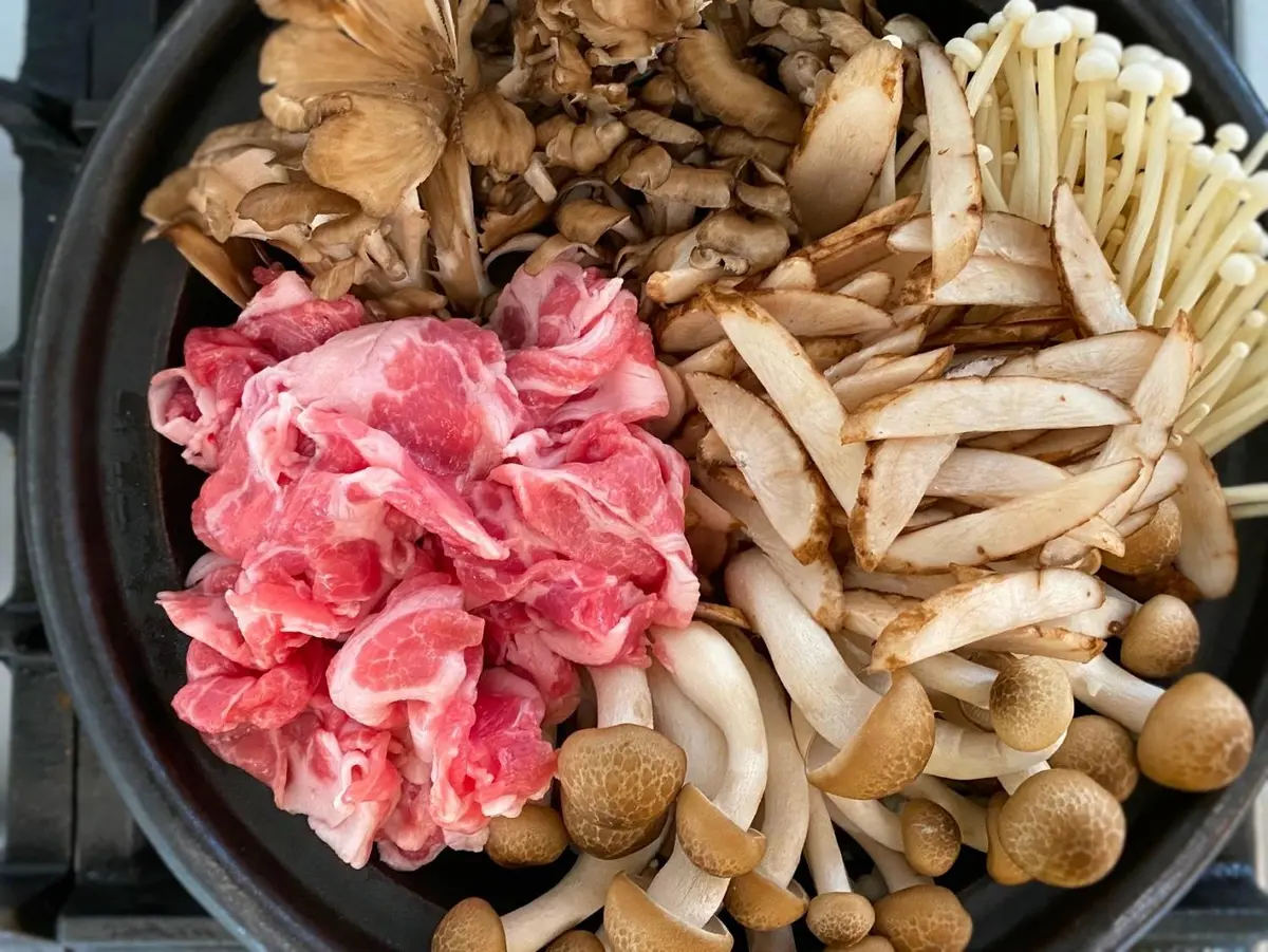 OurAge×Webエクラ ごぼう、きのこ、豚の柳川風レシピ 作り方　鍋