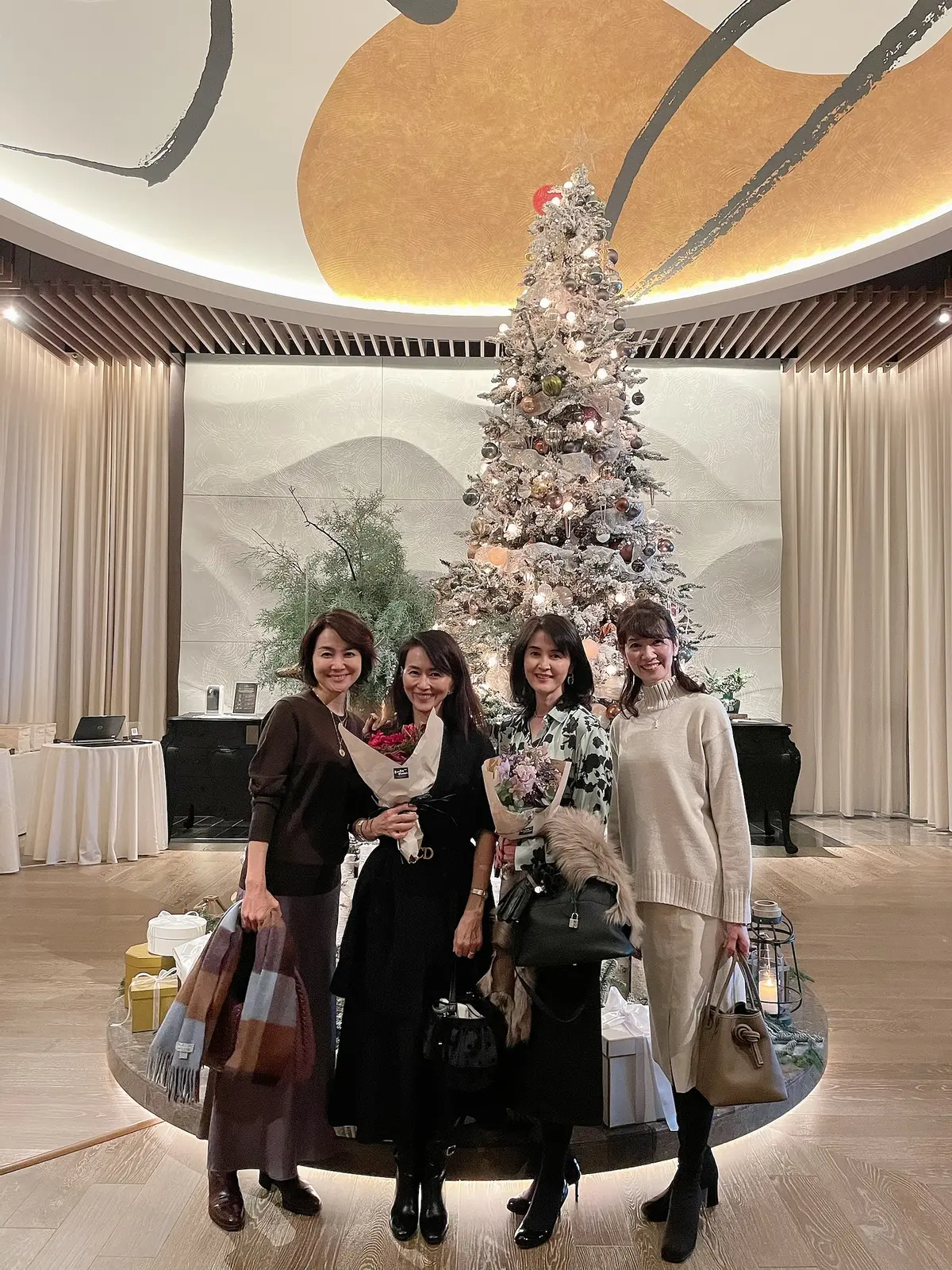 華組としての最後のランチへはブラックコーの画像_3