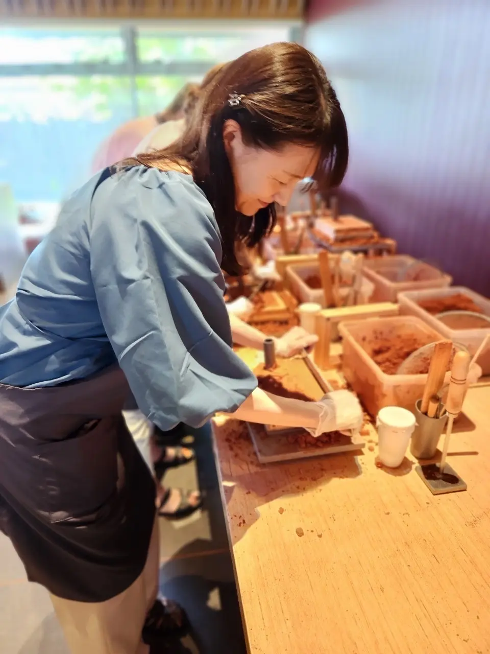 む、難しい…でも楽しい。中学生の時、美術は「5」でした。