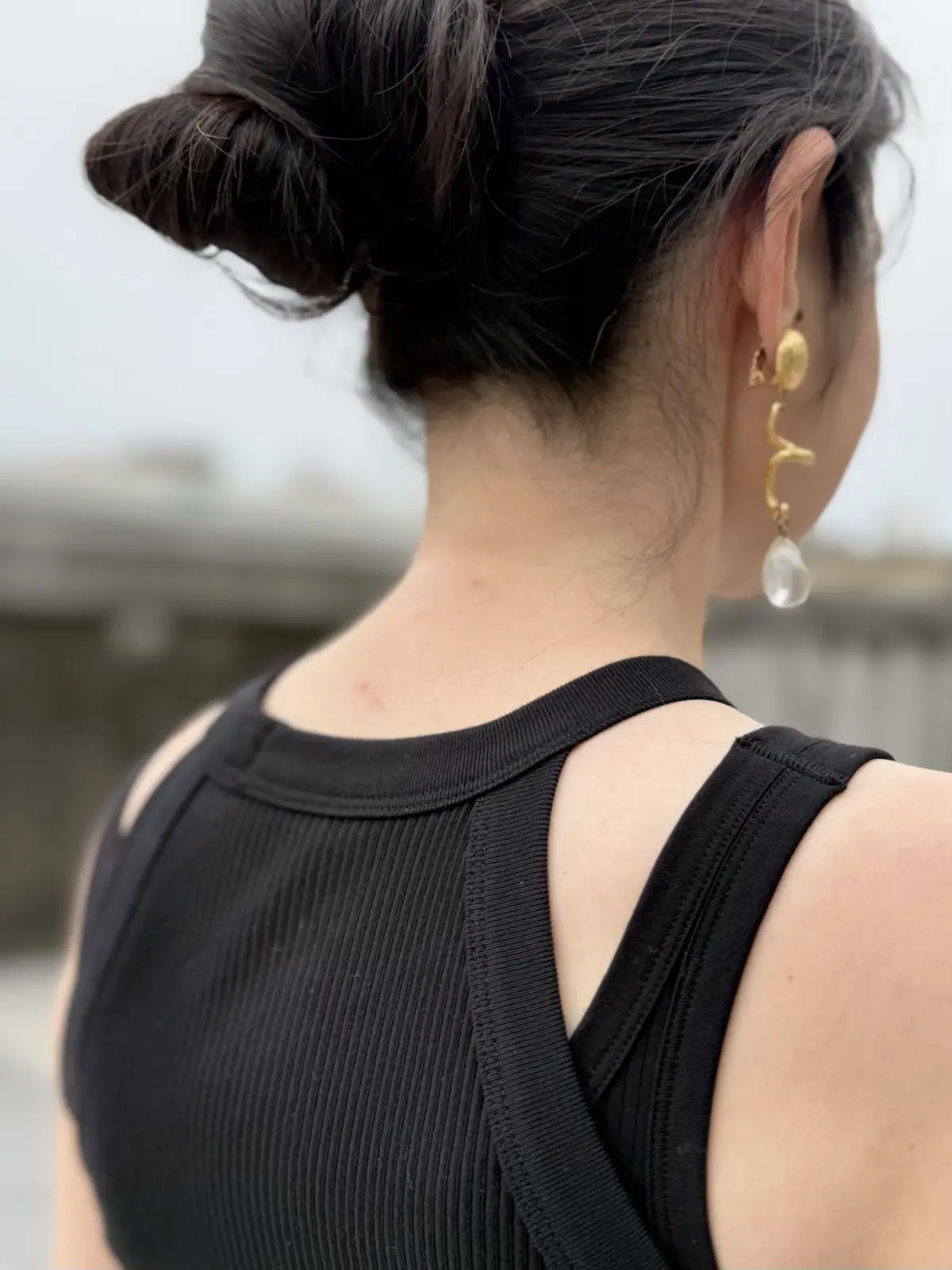 ユニクロ、ユニクロブラトップ、黒トップス