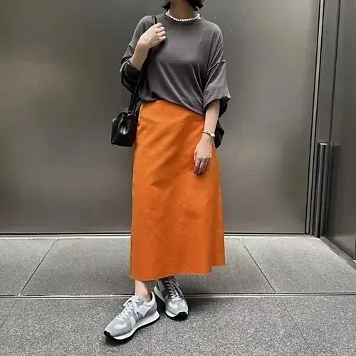 【50代秋コーデ】気温26度の服装。肌寒い季節の気温別コーデ25選