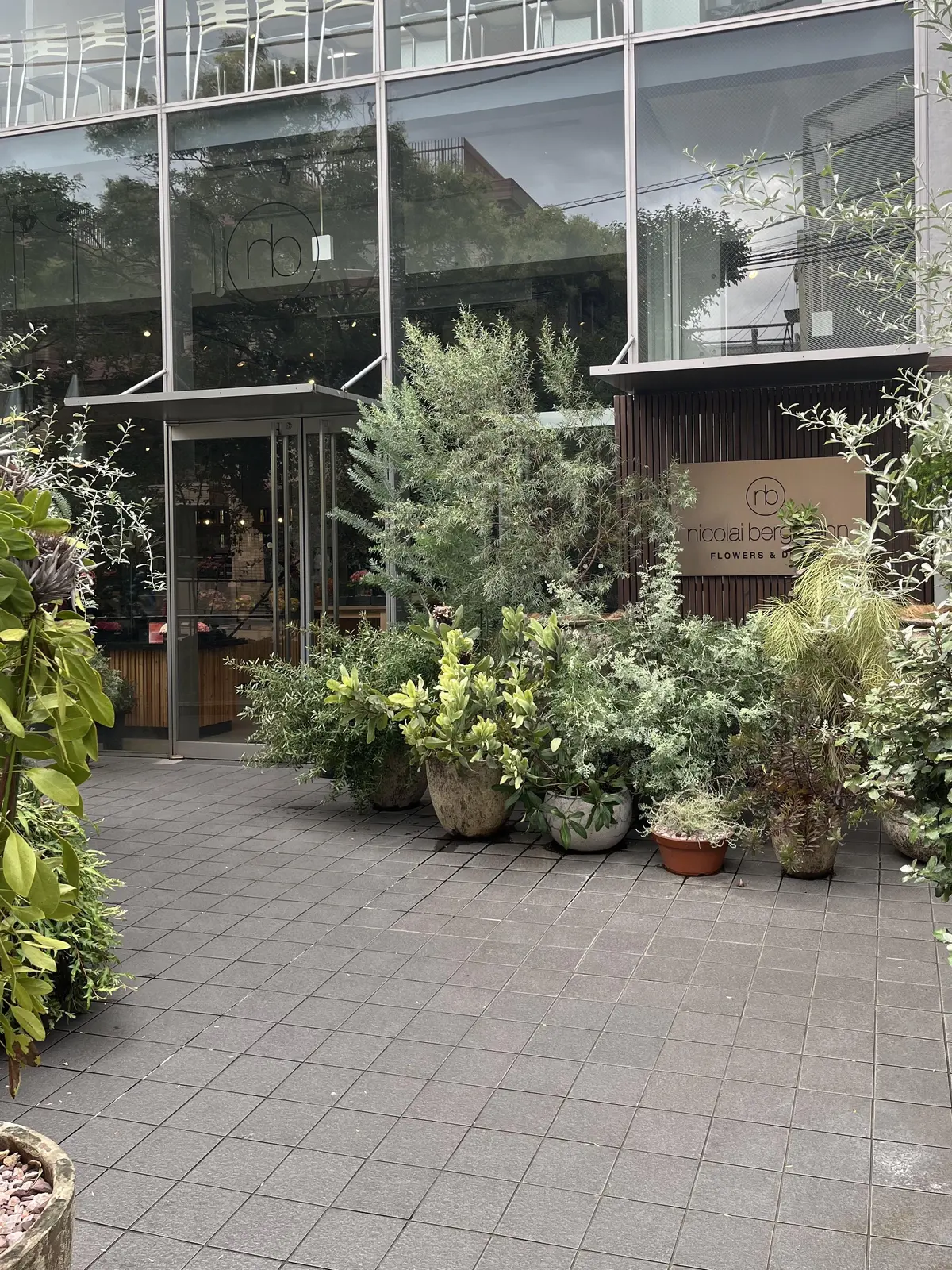 久々の花活♪秋色のお花の中で〝花屋で写真の画像_10