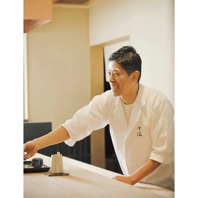選りすぐりの魚とこだわりのだしで季節ごとの味わいを表現する中満圭二郎さん
