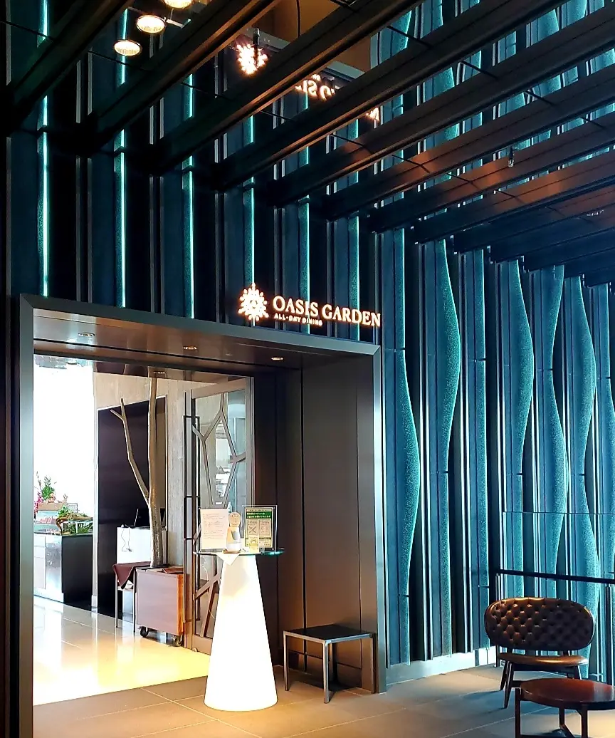 レストラン入り口に