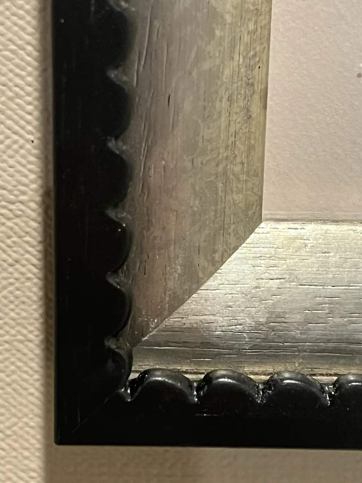 このフレームのデザインに一目惚れ！