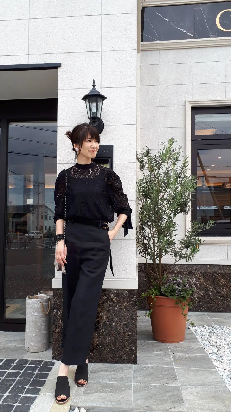 夏のブラックは素材とデザインで楽しむの画像_1