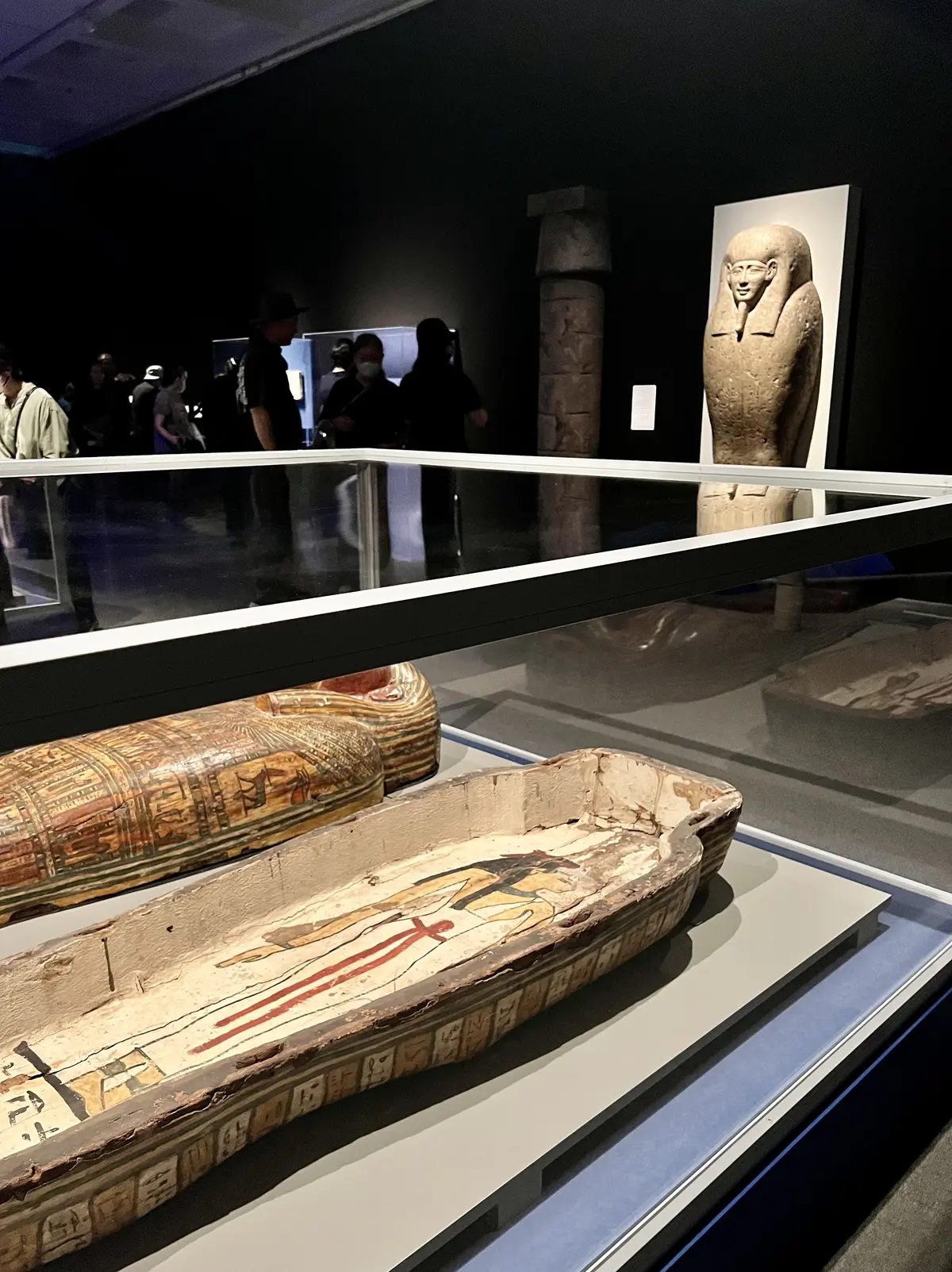 気温高めの秋コーデで古代エジプト展の画像_4