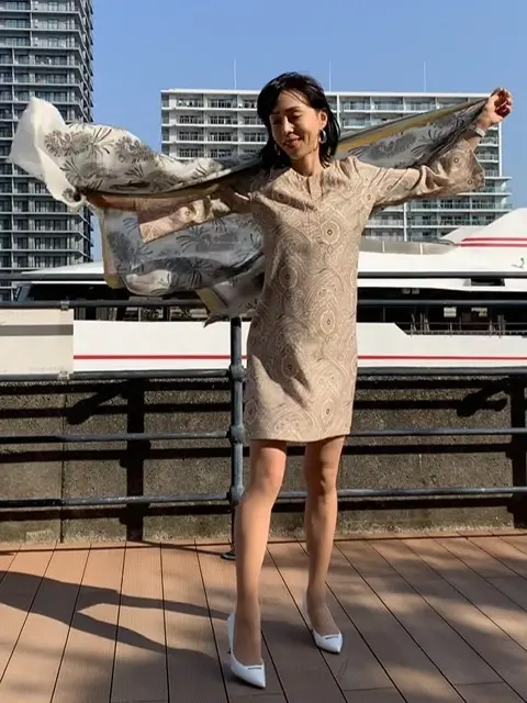 ショールなし　フロント