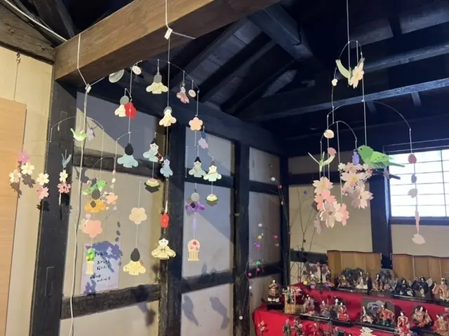 お雛様とモービル