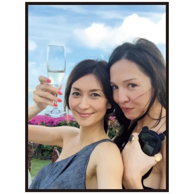 パーティルックのブレンダ