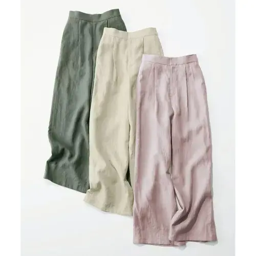 E by eclat リネンワイドパンツ ￥18,700（税込）