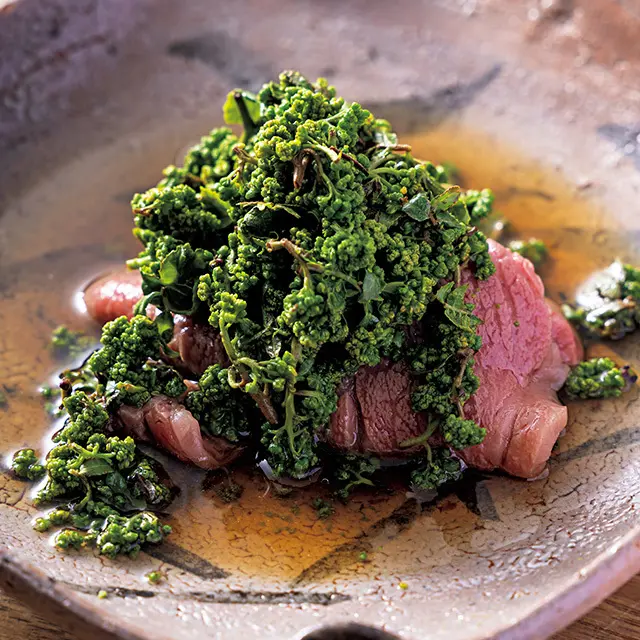 牛肉は、フィレは塩で、サーロインはたっぷりのだしで味わう