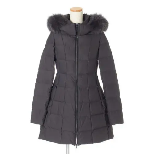 富岡佳子さんがまとう冬の名品「TATRの画像_2