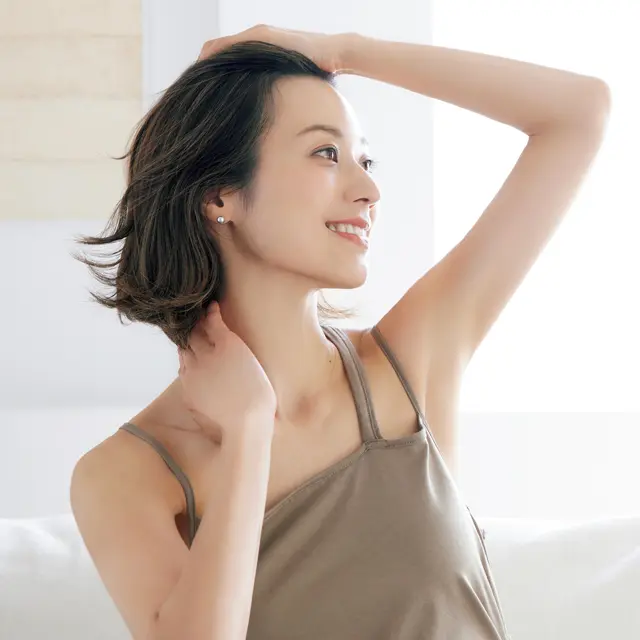 50代の抜け毛・顔のたるみ・コリ対策は「柔らか頭皮」がカギ！