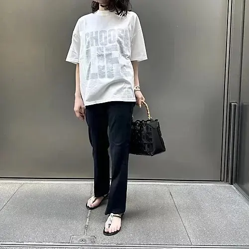 【50代 ファッション】気温28度を乗りの画像_26