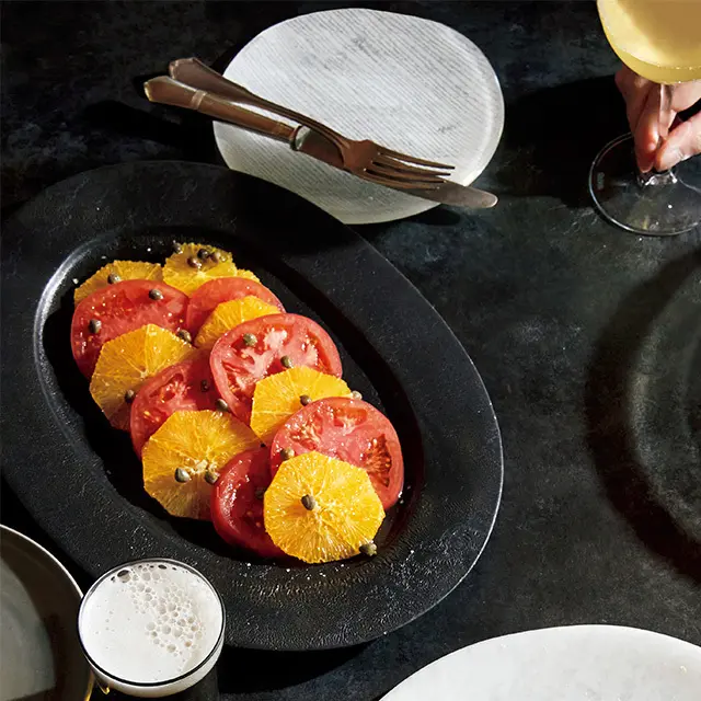 トマトとオレンジのケイパーサラダ