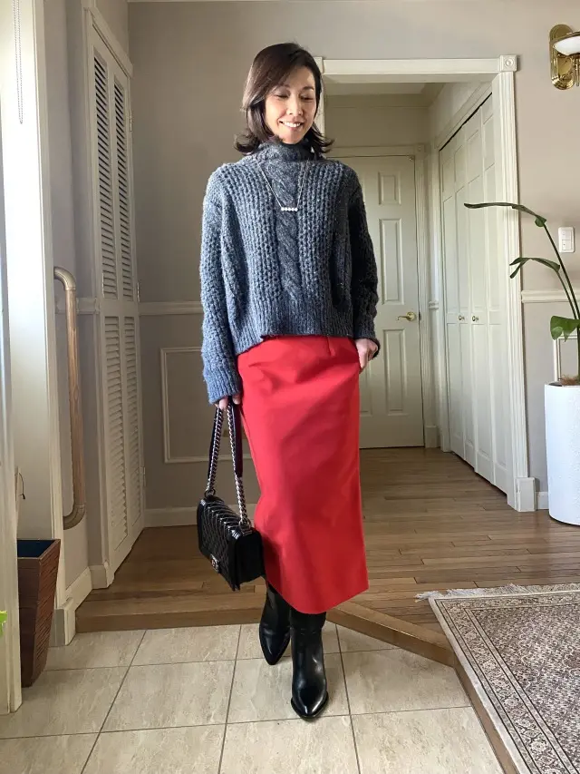 ビビッドカラーでお出掛けスタイルの画像_1