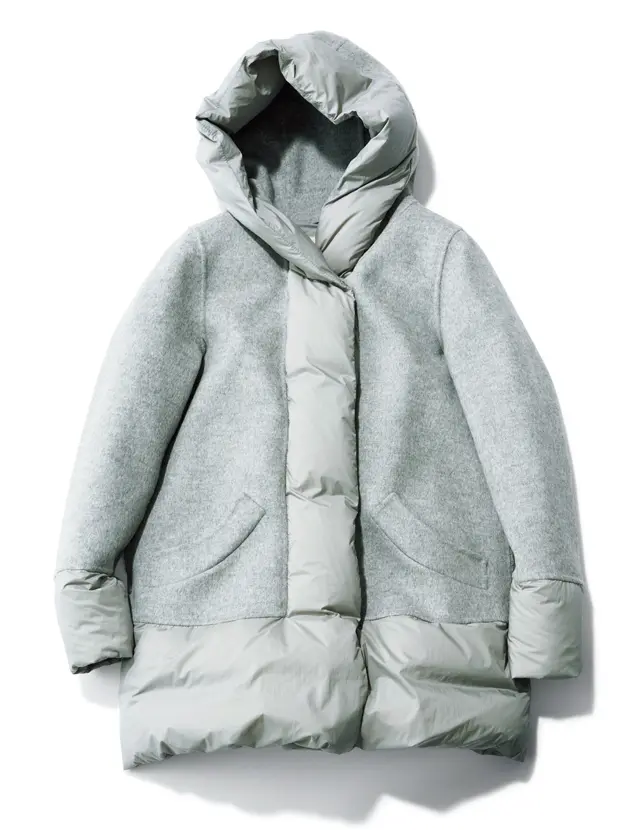 ヘルノのハイブリッドダウンコート