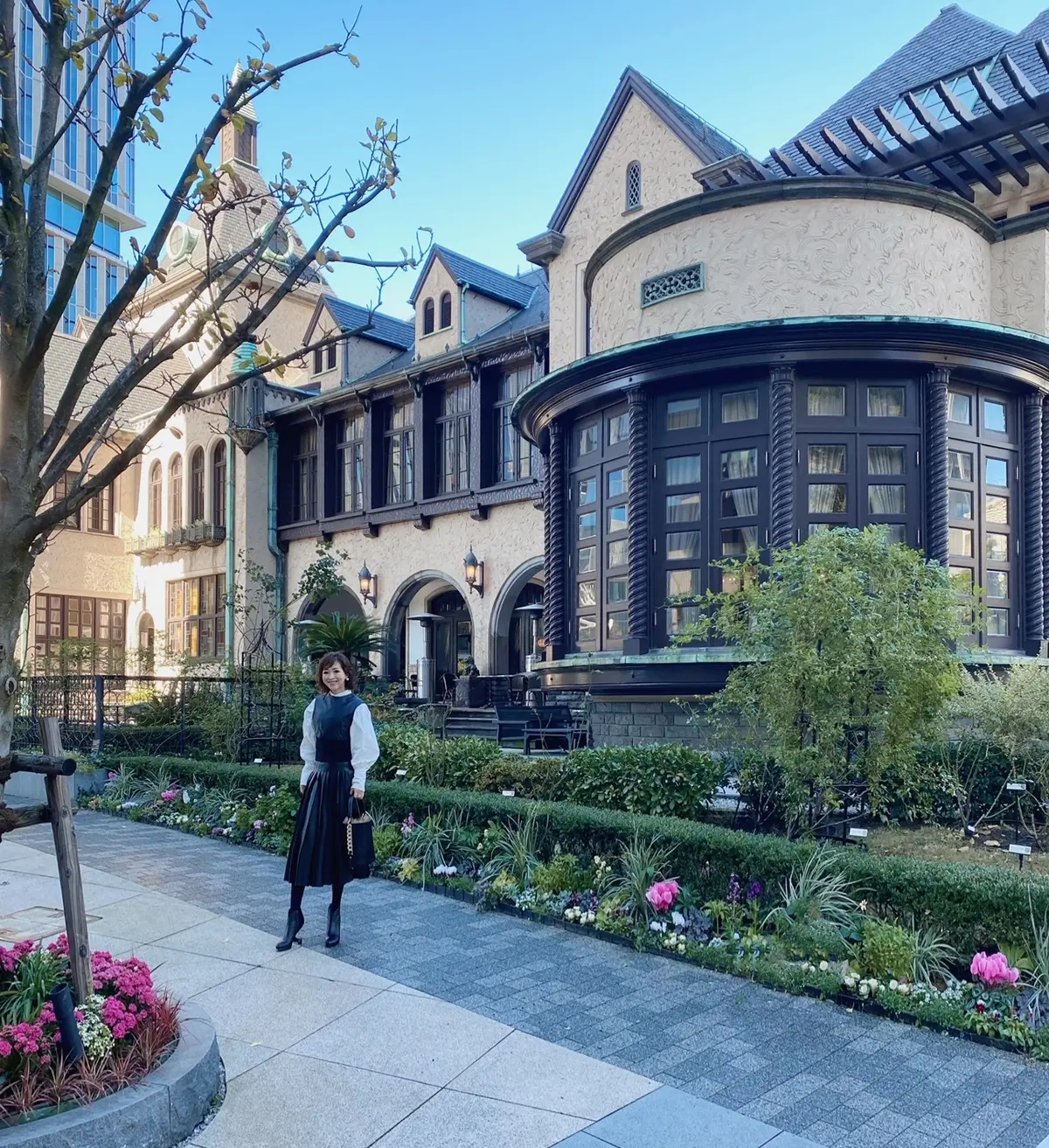 上下黒でセットアップ風コーデ 2選の画像_2