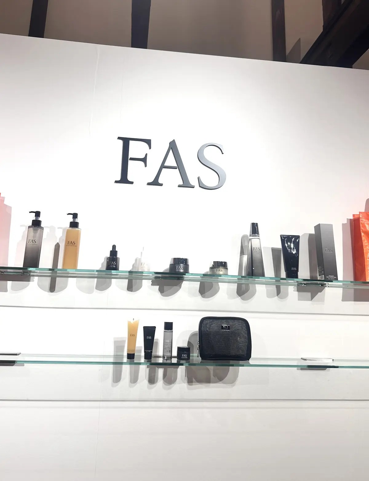 1周年で注目コスメに！『FAS』のpopの画像_5