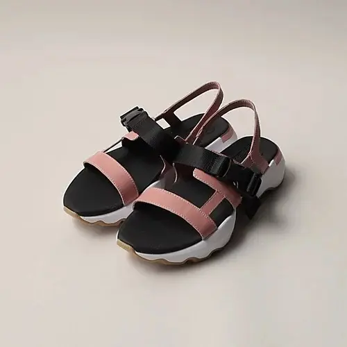 ＜SOREL（ソレル）＞KINETIC IMPACT SL ￥14,300