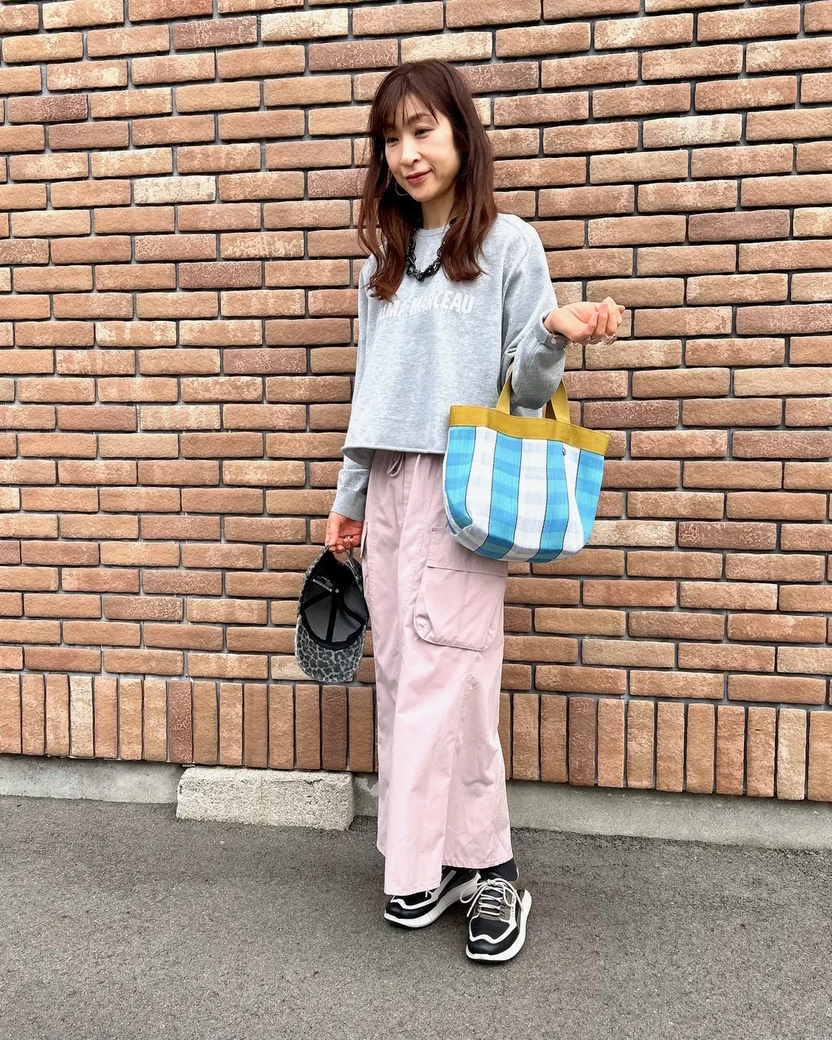 淡いピンクのGUスカートで春らしさを取りの画像_6