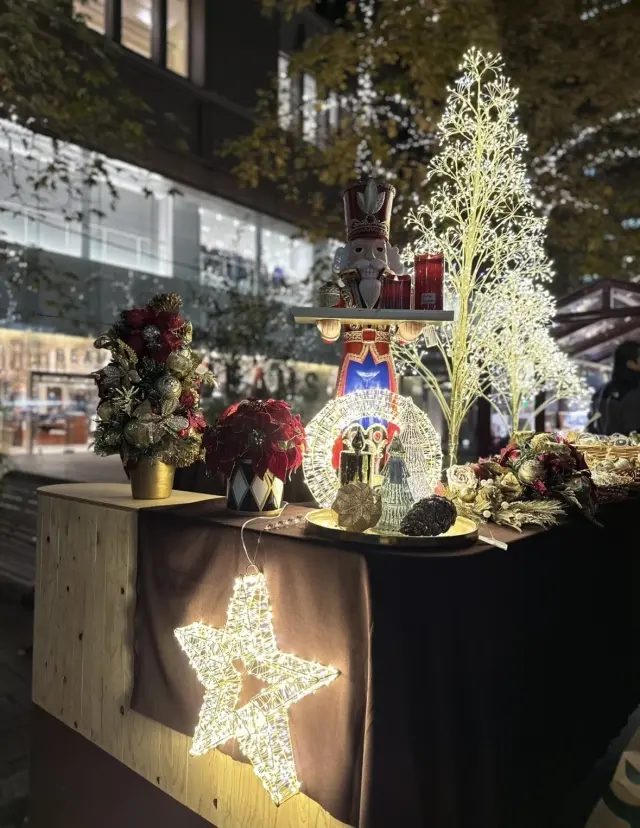 キラキラと輝く、丸の内ストリートを散策。の画像_6