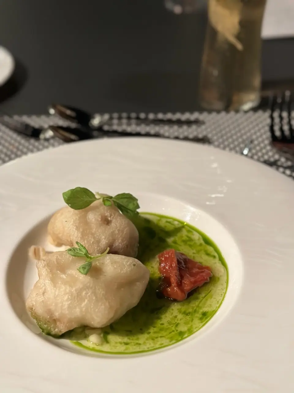 ホワイトワンピースで行く、京都鴨川納涼床の画像_9