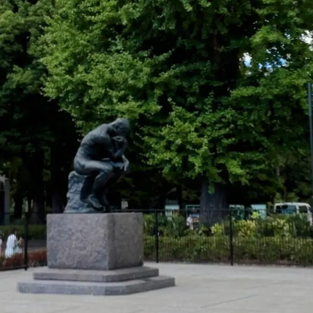 国立西洋美術館　上野恩賜公園　地獄の門　考える人